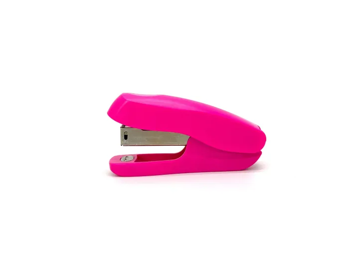 Bright Pink Mini Stapler – Compact and Stylish for School, Office & Home – Bild 2